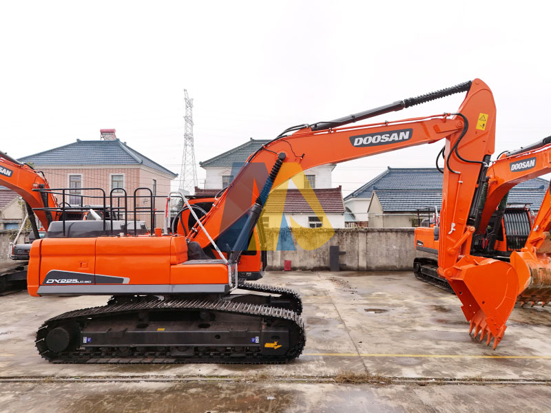 Used Doosan DX225LC-9C Excavator-2