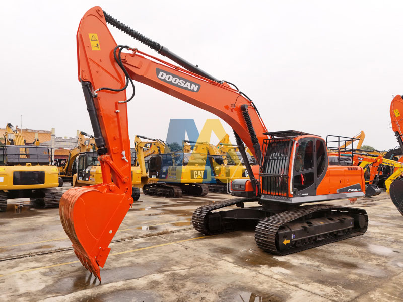 Used Doosan DX225LC-9C Excavator-3