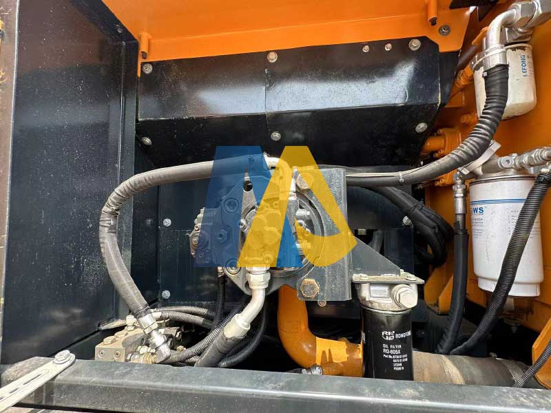 Used Hyundai 220-9S Excavator-6