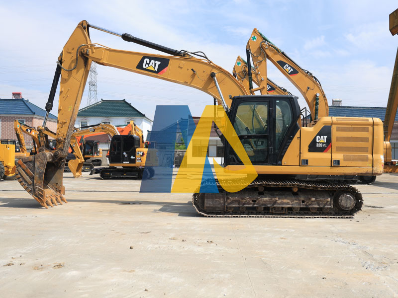 Caterpillar320GC-01