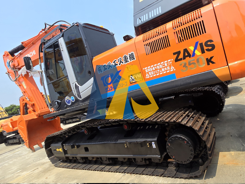 HitachiZX350K-03